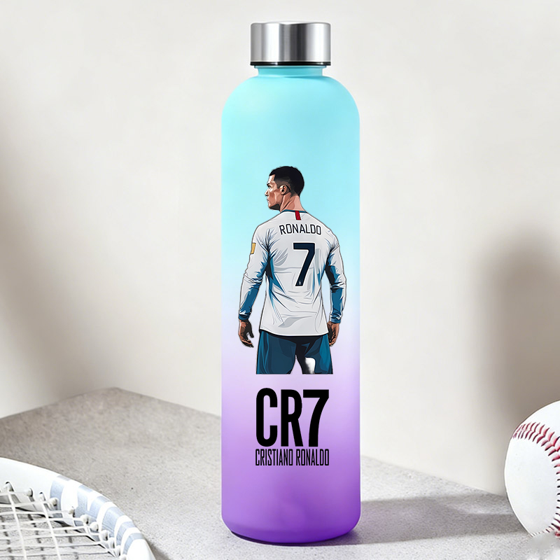 Travel Accessories Teens - 900 ミリリットル CR7 ウォーターボトルカジュアルサッカースターロナウドスポーツボトルアウトドア旅行ジムフィットネス水差し子供ポータブル飲料カップ