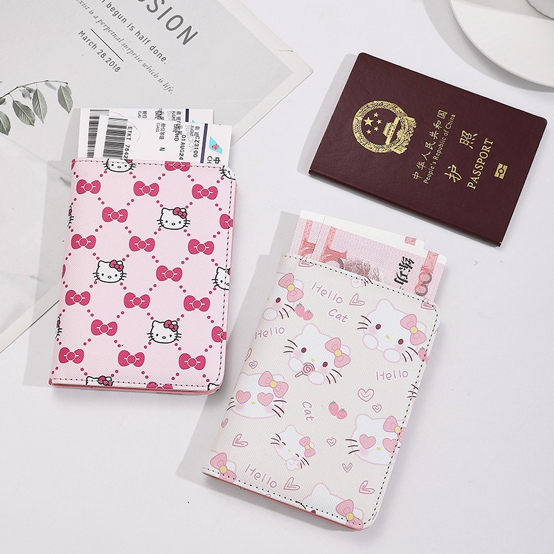 Travel Accessories On Plane - ハローキティ 女性用パスポートカバー PUレザー 多機能クレジットカード財布 パスポートホルダー 飛行機チケットオーガナイザーケース