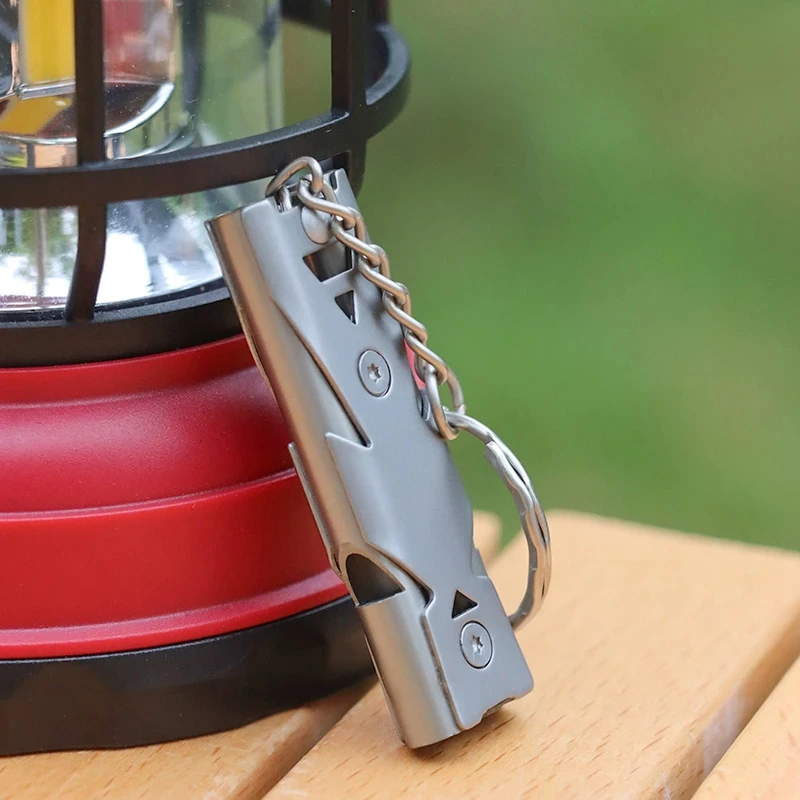 150DB 二重管高周波高サバイバルデシベルホイッスル屋外鋼 - Travel Accessories Youtube のレビューと価格