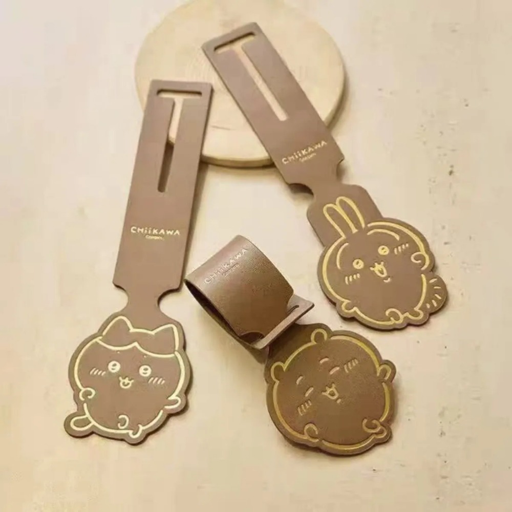 かわいい革製荷物タグ ゴールド刻印 キュートなちいかわうさぎ - Travel Accessories Japan のレビューと価格