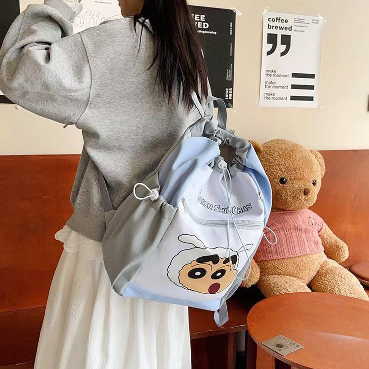 アニメかわいいクレヨンしんちゃんシロぬいぐるみバックパック、 - Travel Accessories Teens のレビューと価格